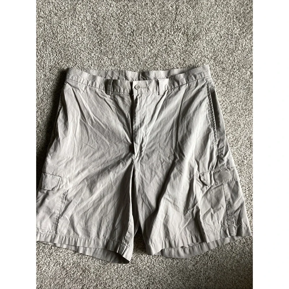 DKNY MENS Khaki Gray Shorts Size 34